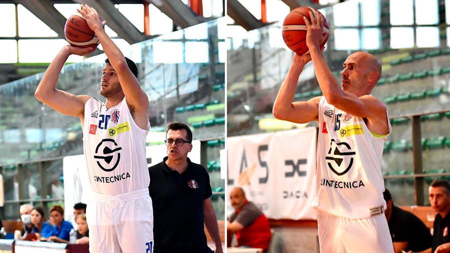 
	Da sinistra Lorenzo Pistillo, punto di forza del Basket Cecina, e a destra Giovanni Bruni, leader della squadra allenata dal coach Andrea Da Prato. Contro il Castelfiorentino in semifinale della Coppa Toscana Trofeo Piperno servir&agrave; una grande prova di entrambi

