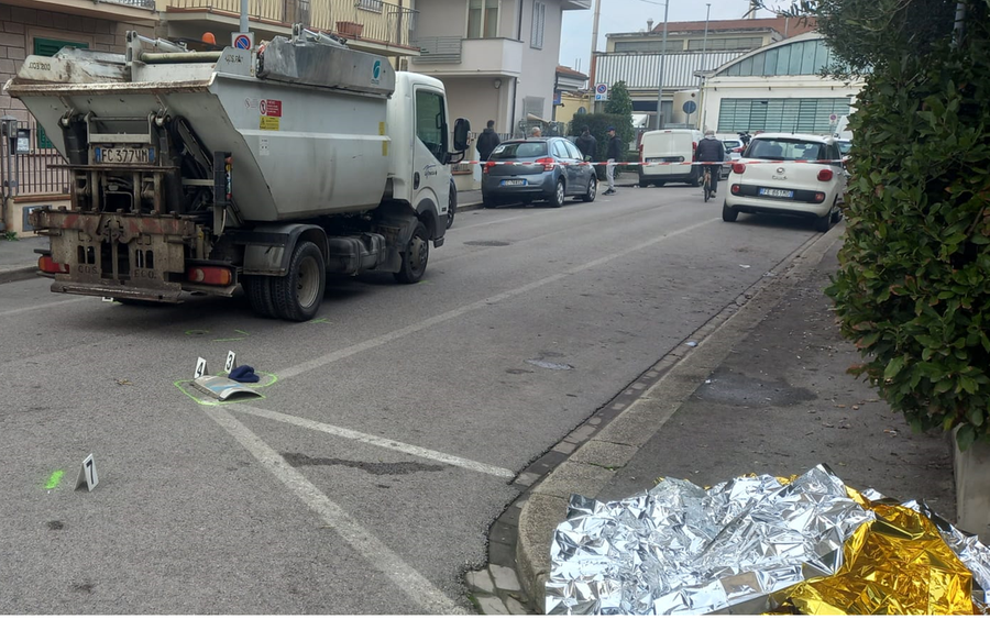 Prato, investito da un camioncino: muore mentre attraversa la strada ...
