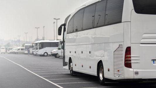Bus di linea diretto in Albania fa sosta a Firenze senza autorizzazione, sequestrato