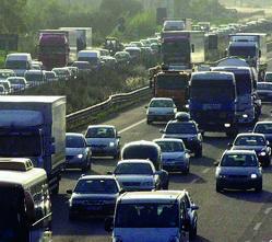 Assicurazioni auto a Modena. «Nel 2023 gli aumenti saranno identici» 