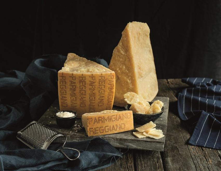 Modena. Parmigiano Reggiano, a Natale le vendite cresciute del 17,4% 