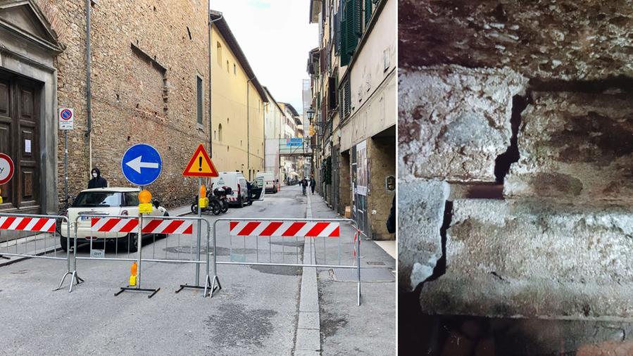 San Frediano, dopo la buca ecco le crepe nei palazzi storici