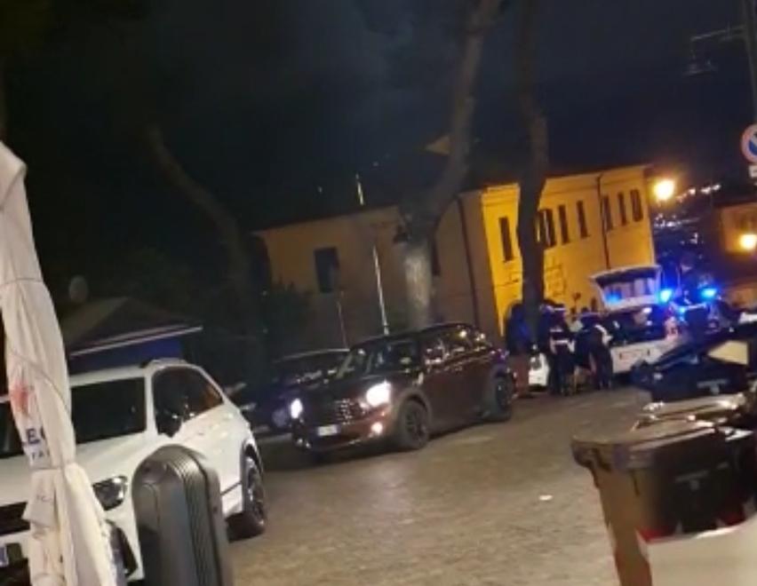 Cenone di San Silvestro a Montenero, a mezzanotte arrivano i vigili a fare le multe alle auto