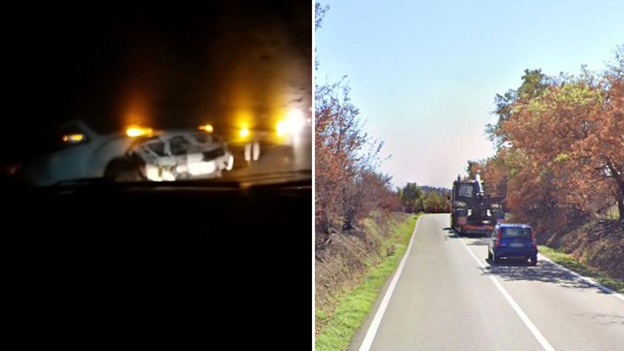 La foto tratta da un video registrato dall’auto di una persona che si è trovata di fronte al cruento incidente tra Lajatico e Volterra e il tratto di strada dello scontro