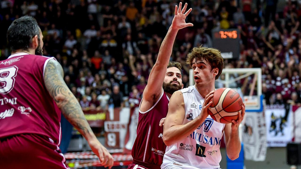 Due poltrone per tre: PL e Libertas si giocano le final four in 80 minuti
