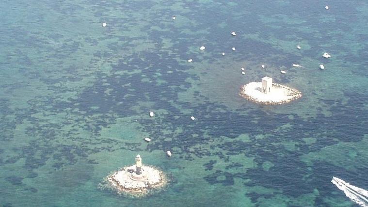 Una veduta aerea delle Secche della Meloria
