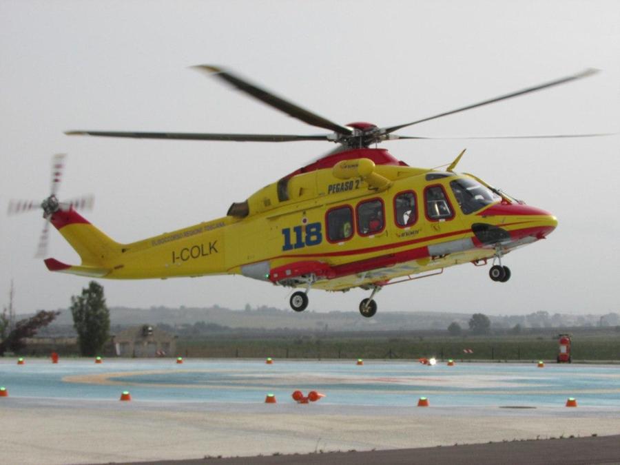 Cade da cavallo, minore in ospedale