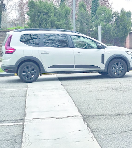 Ferrara, al semaforo oltre la linea di stop: un conducente su 7 rischia la multa