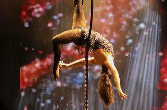 La Befana acrobatica si esibisce a Villamassargia