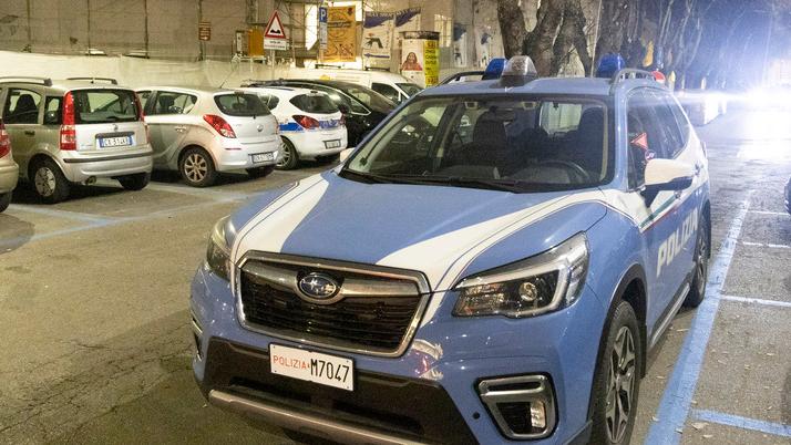 Modena, più controlli, denunce e arresti: allerta violenza di genere e baby gang