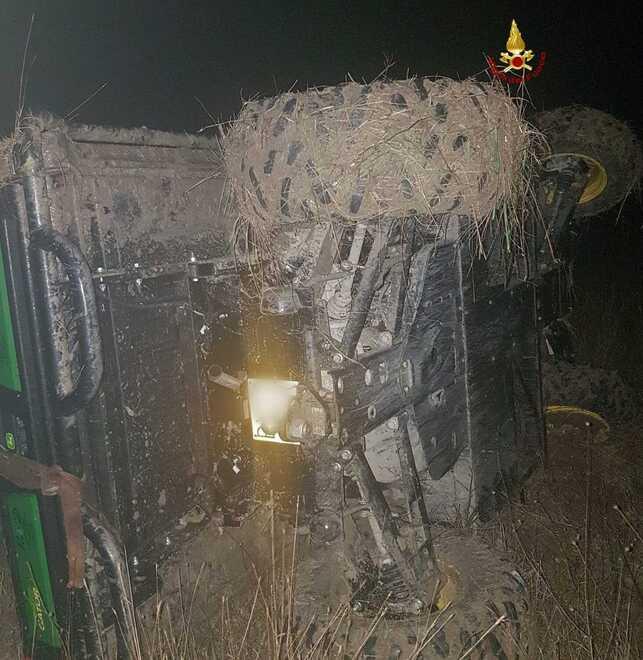 Canossa, quad si ribalta: grave un uomo di 38 anni