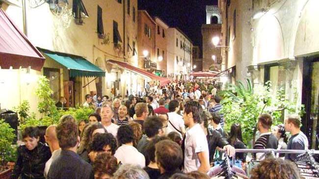 Piombino, stop ai tavoli in più nei locali: su 18 domande solo 5 accettate
