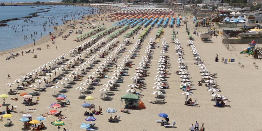 Lido Volano, stangata dei canoni demaniali: «Aumenti fino a 5mila euro annui»