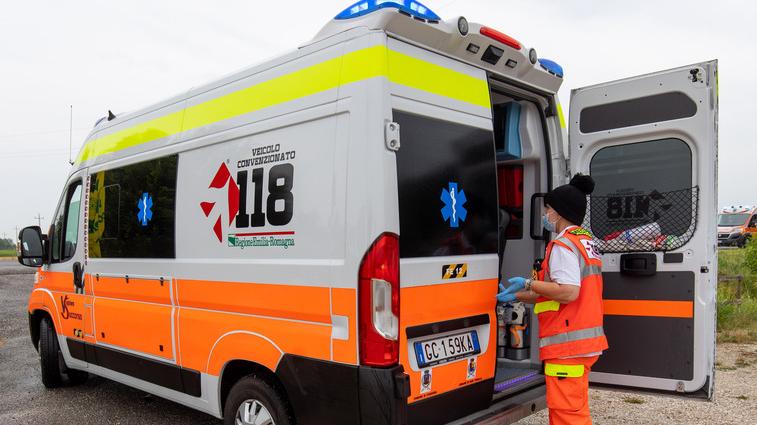 Trovato morto dopo più di un mese, era ancora seduto sulla poltrona