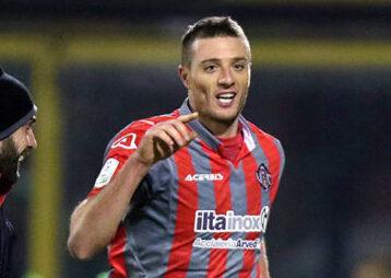 Il Modena ha le mani su Strizzolo Azzi-Salernitana: ore decisive