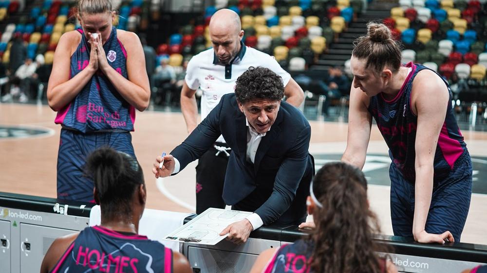 Restivo raggiante: «Women, io vi adoro»