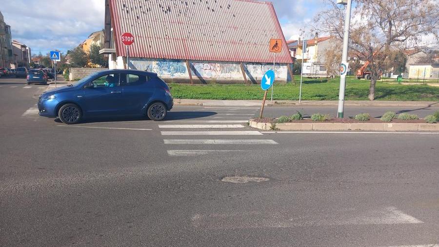 Via Versilia all'angolo con via Fermi a Torangius