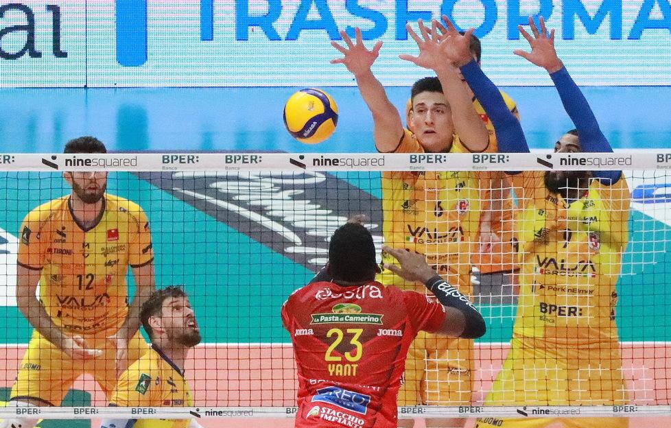 Modena Volley, prova di forza in 80’: demolisce la Lube e vola al secondo posto 