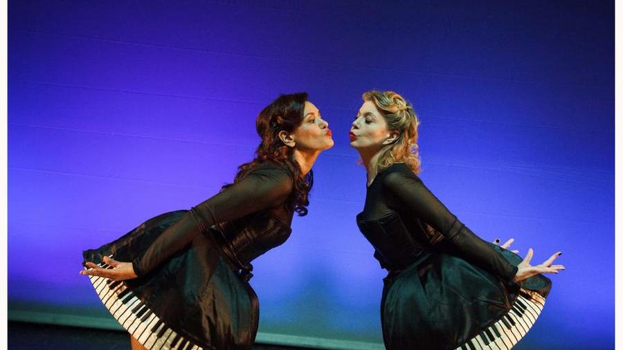 Lorenza Mario e Benedicta Boccoli in scena