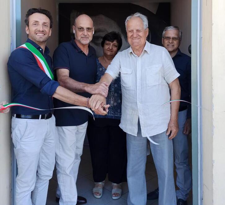 Il taglio del nastro del museo dedicato a Harry Jackson