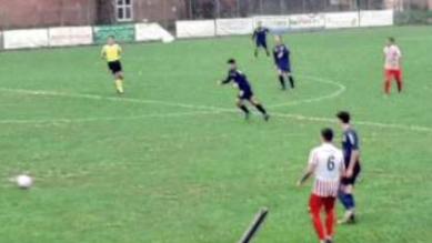 Un'azione di gioco al Comunale