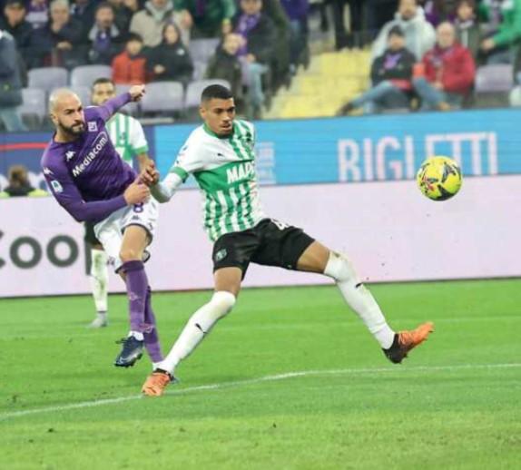 Il gran cuore di Saponara: «Gol e vittoria per Astori». Italiano si gode i tre punti 
