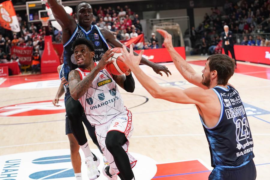 Sassari mette in ginocchio la Unahotels