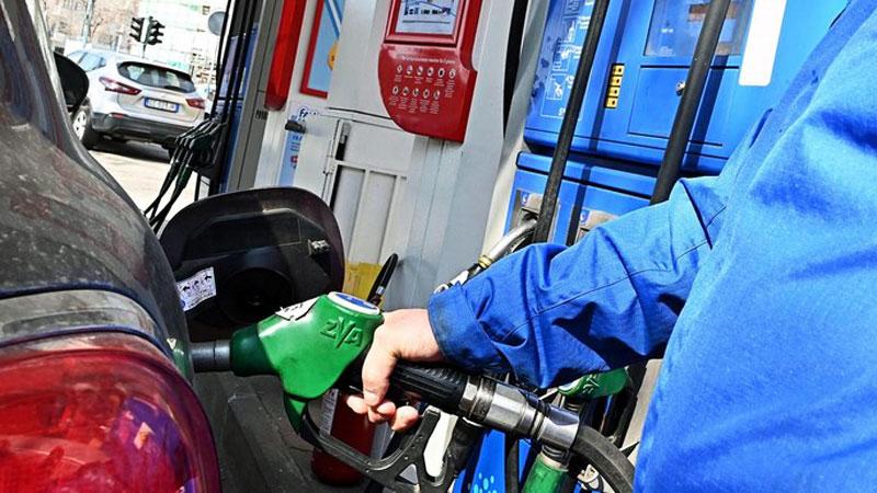 Dopo il rincaro delle accise, ecco dove conviene fare benzina a Empoli e dintorni