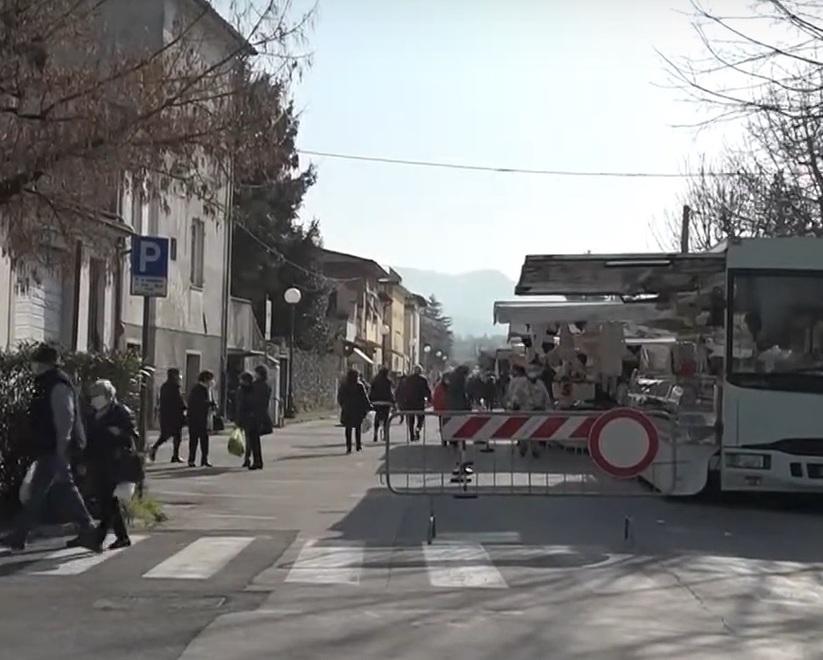 Camaiore, il mercato è pronto a tornare nel centro storico