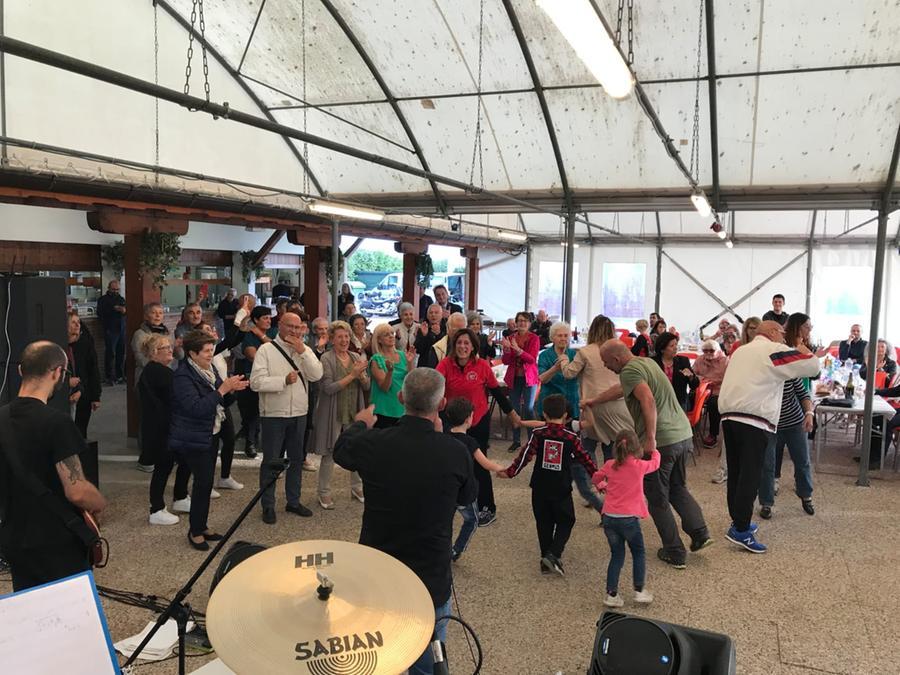 
	Un momento della festa del Circolo "Montanaru" di Udine&nbsp;a Tavagnacco


