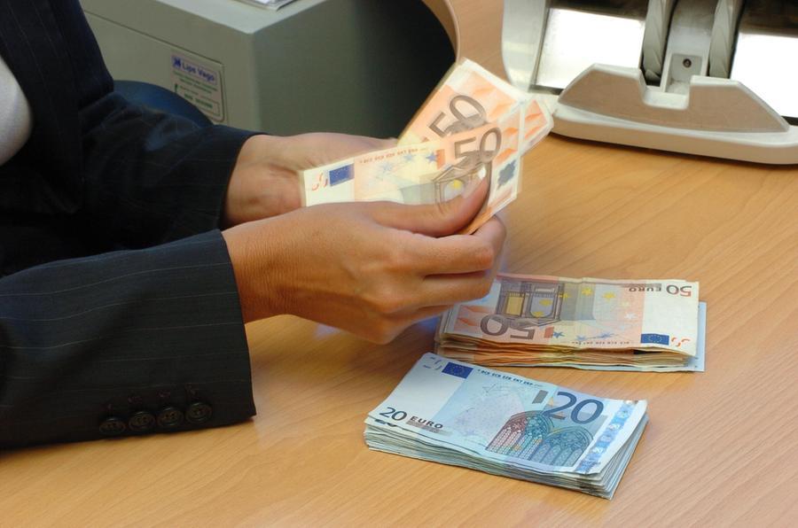 
	Immagine simbolo dei pagamenti erariali, fondamentali per le casse dei Comuni

