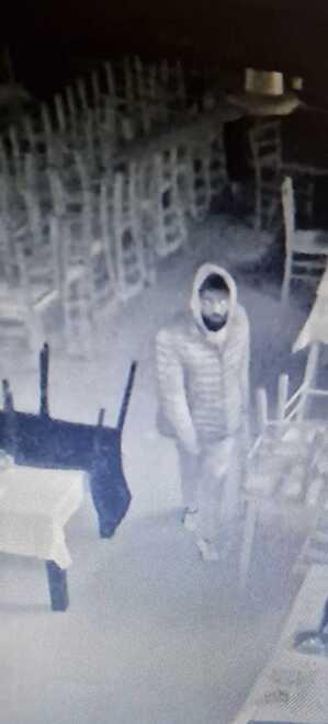 Modena. Due raid dei ladri in un giorno alla pizzeria L'altro Vesuvio"