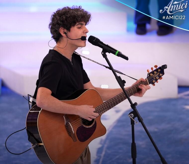 Dalla cameretta al palco di Amici esce il secondo singolo di “Niveo”