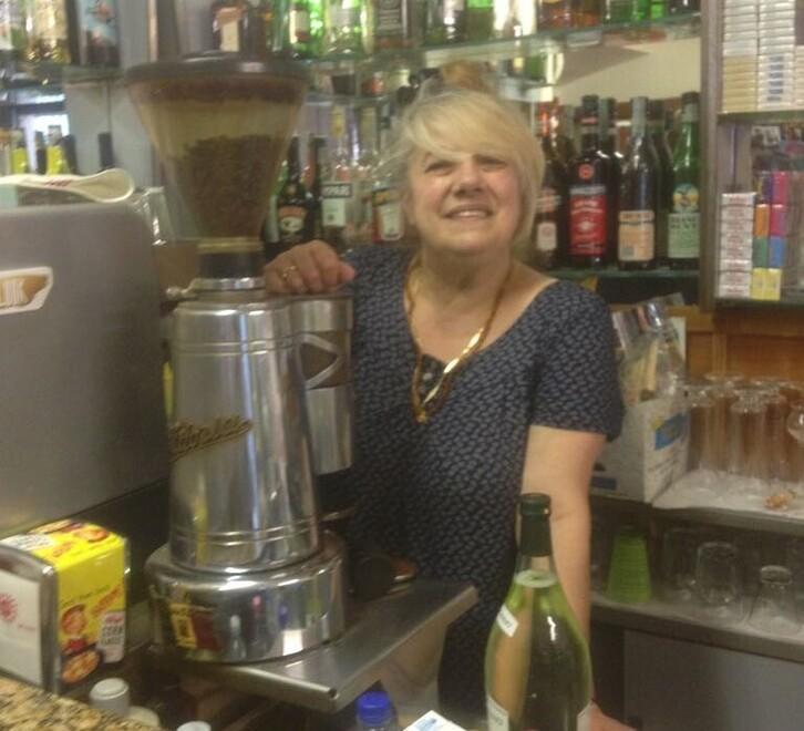 Dopo oltre un secolo chiude il bar Morena: «L’ora della pensione»