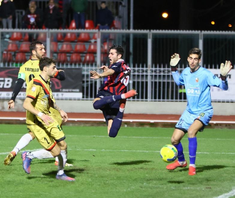 Lucchese carica per l’atteso derby con il Pontedera che vale i playoff