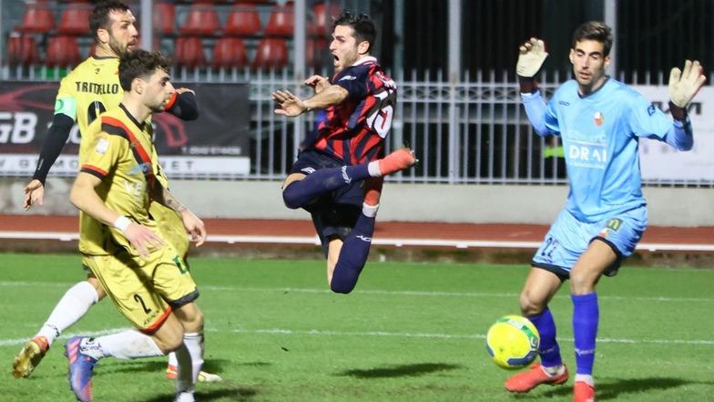 Lucchese carica per l’atteso derby con il Pontedera che vale i playoff