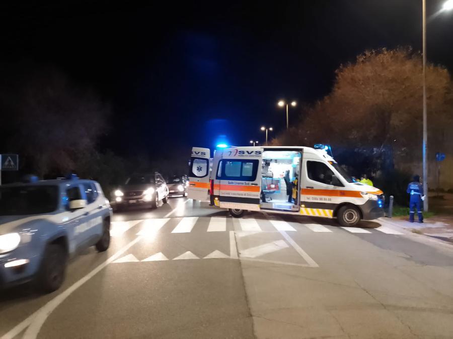 Viale Italia, investita da un’auto mentre attraversa sulle strisce