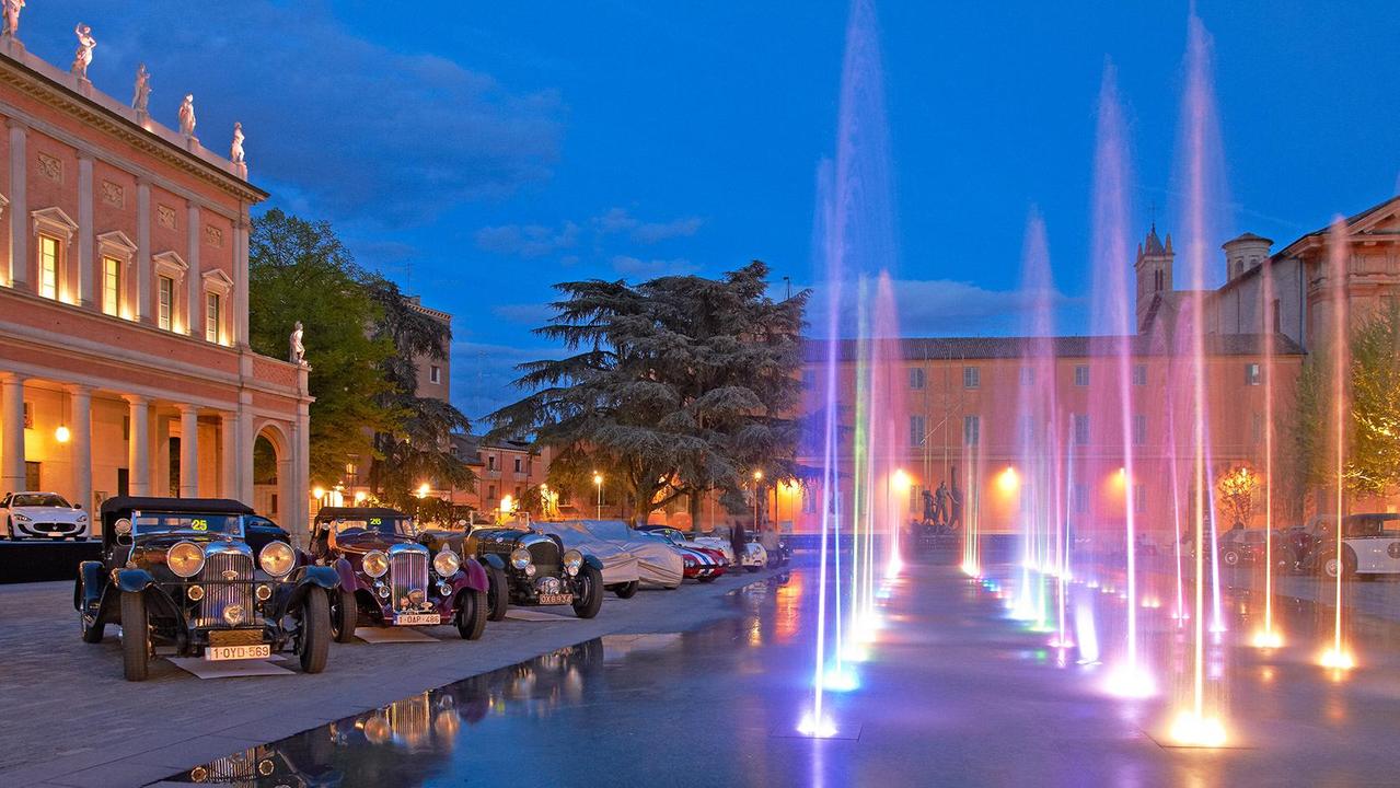 Tumore al seno, a Reggio parte la campagna "Con il nastro rosa"