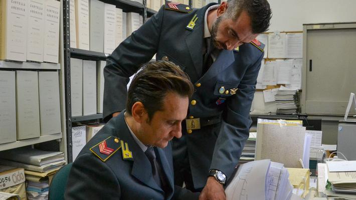 Ferrara. Non denunciò le vincite al gioco: truffa al reddito di cittadinanza