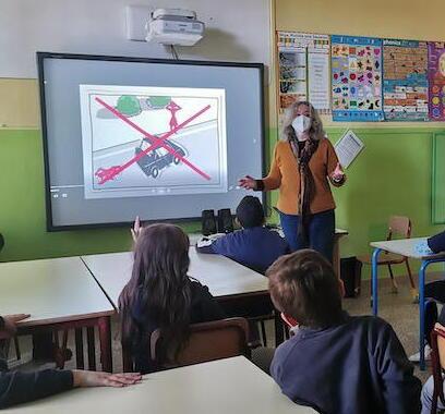 A rischio taglio le scuole con meno di 900 alunni: in Versilia potrebbero essere accorpati oltre la metà degli istituti