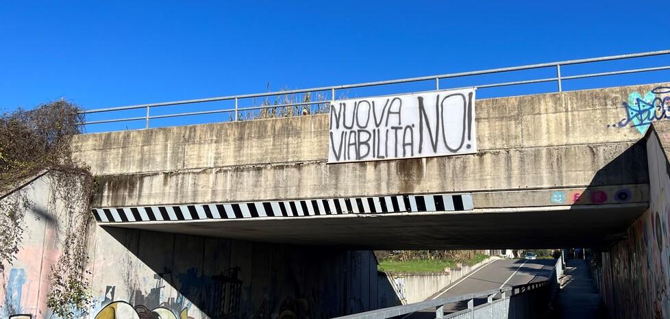 Nuova viabilità a Certaldo, sale la protesta. Sit-in dei commercianti