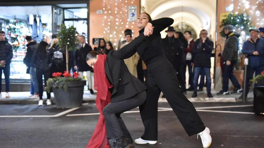 Perfomance nel centro storico di Sassari