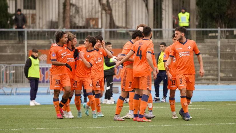 Mister Consonni aspetta una punta e una mezzala