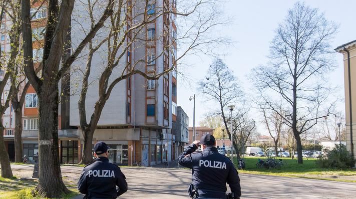 Ferrara, la mafia nigeriana faceva beneficenza per avere consenso