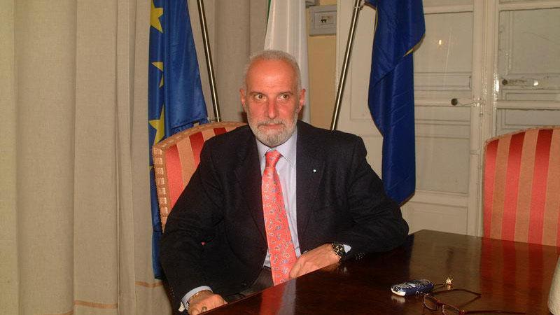 I sassolini nelle scarpe di Quiriconi: «Tanti errori dietro il caos-medici»