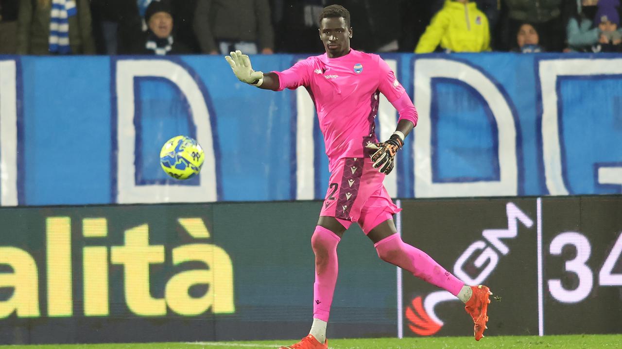 Il portiere Demba Thiam va a Pordenone e in cambio arriva il pari ruolo Marco Festa