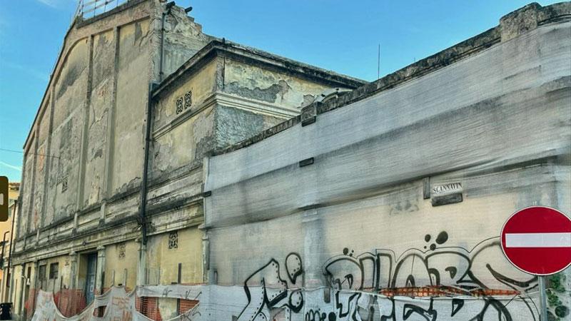 Ex Adriano, raccolta firme per una soluzione definitiva