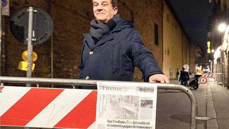 Dopo voragine e crepe stop ai bus in San Frediano