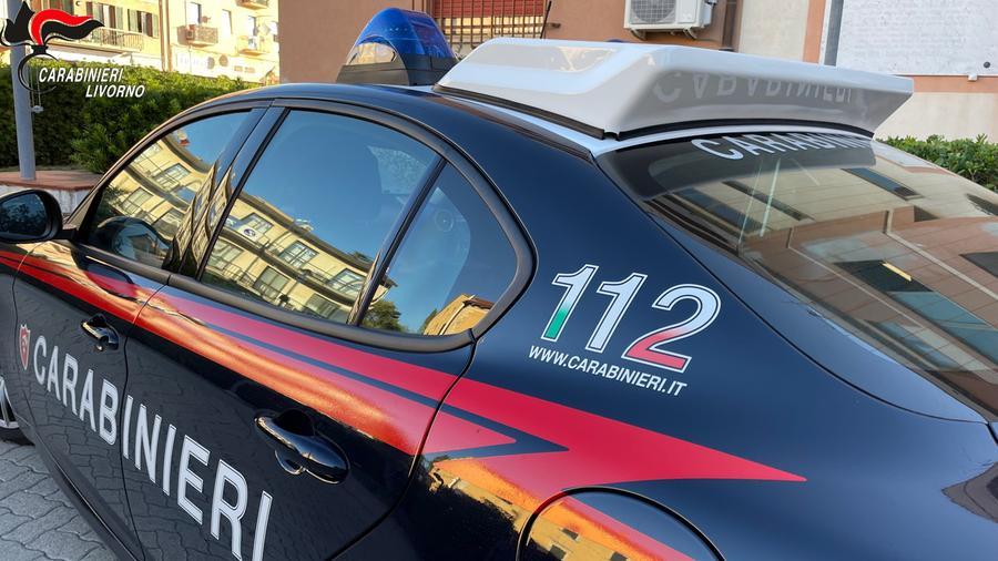 Usò una carta rubata per comprare uno smartphone, arrestato dai carabinieri