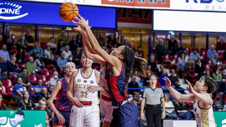 Women, a Venezia la fine di un sogno